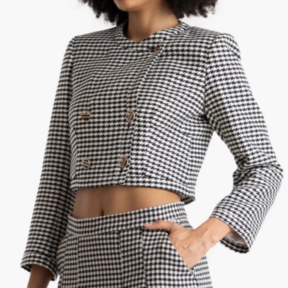 SANDRO paris Cropped Houndstooth Double-Breasted Jacket - Black & White